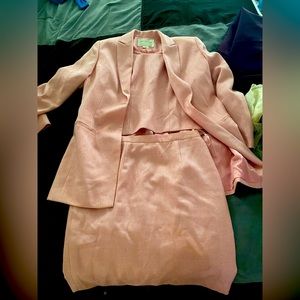 3 piece cute pink skirt set.